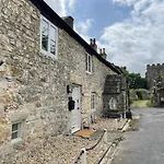 Holiday home The Little Chantry - Hot Tub, Riverside, Pet Friendly