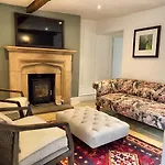 Holiday home The Little Chantry - Hot Tub, Riverside, Pet Friendly West Tanfield