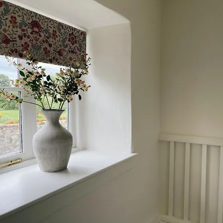 Feriehus The Little Chantry - Hot Tub, Riverside, Pet Friendly