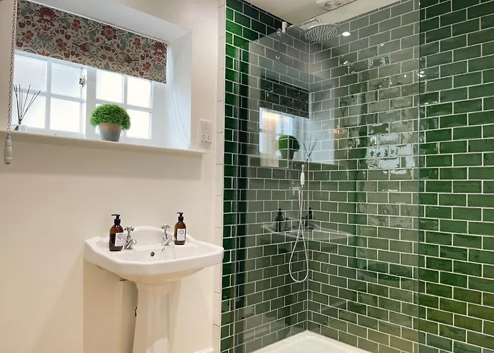 The Little Chantry - Hot Tub, Riverside, Pet Friendly * West Tanfield