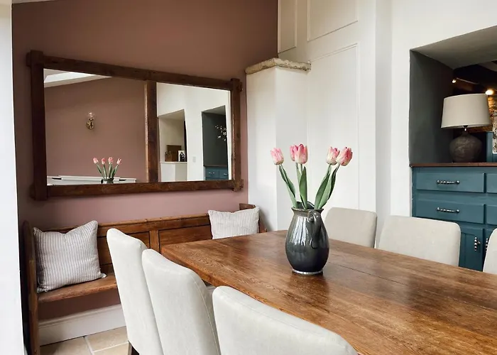 The Little Chantry - Hot Tub, Riverside, Pet Friendly * West Tanfield