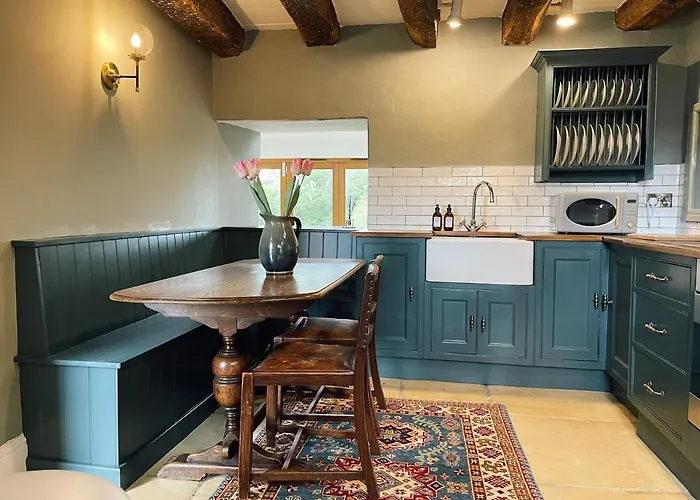 Holiday home The Little Chantry - Hot Tub, Riverside, Pet Friendly *